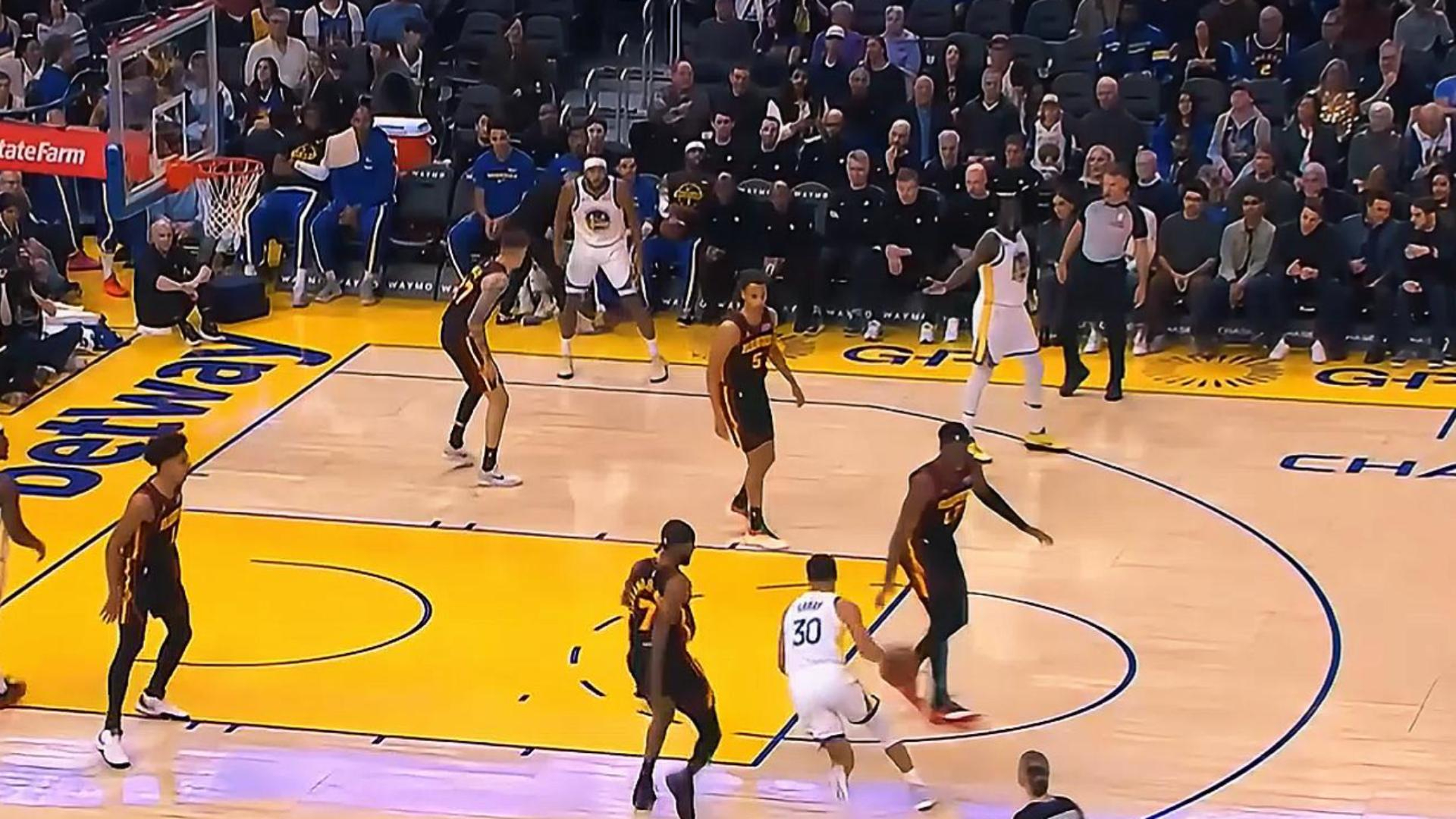  巴特勒实战篮球鞋 